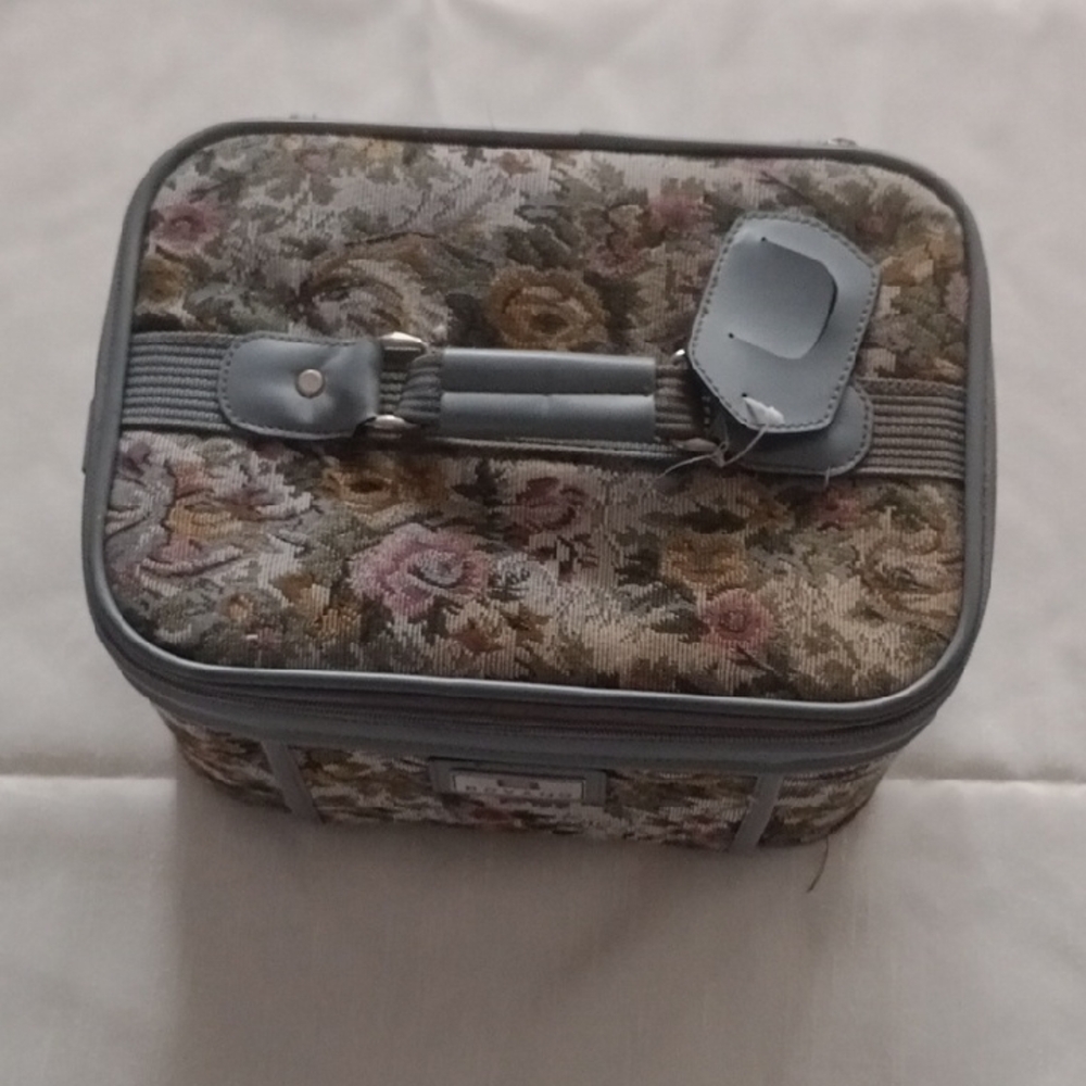 Bovano Floral Tapestry Bag